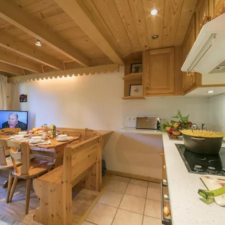 Apartment Grand Roc - Ancolies 103 - Happy Chamonix
