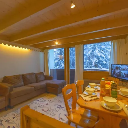 Grand Roc - Ancolies 103 - Happy Chamonix